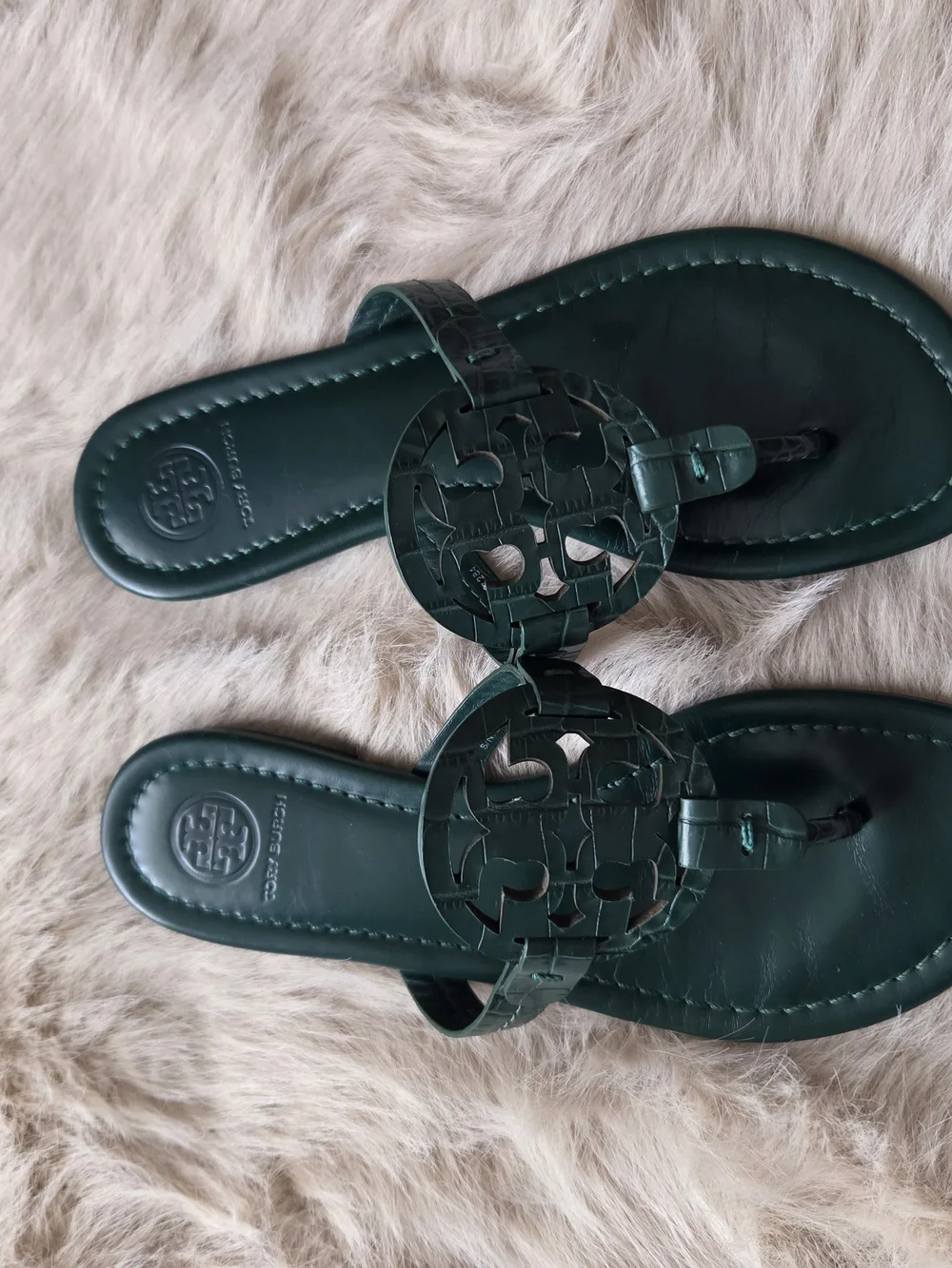 Tory Burch classic tory